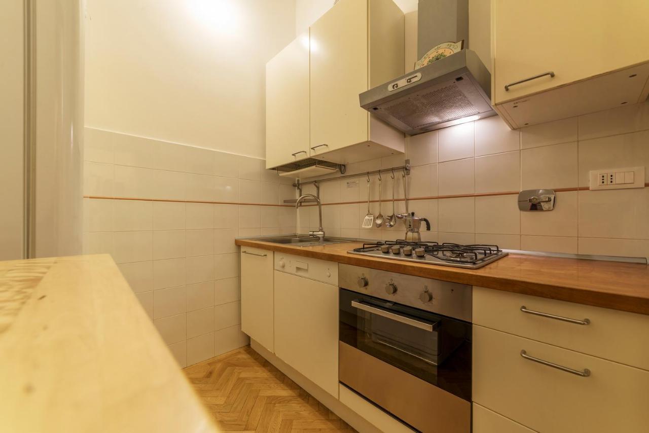Casa Cornacchie - FromhometoРим Экстерьер фото